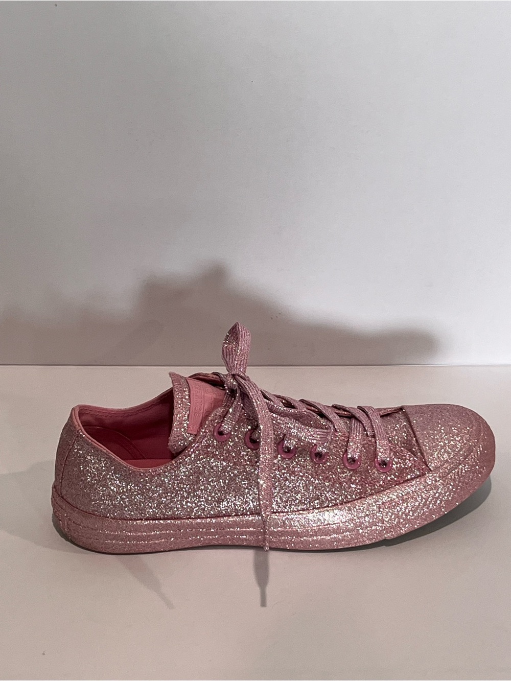 NWOB Converse Pink Glitter Chuck Taylor All Star Low Metallic Sneakers 9 - Picture 5 of 16